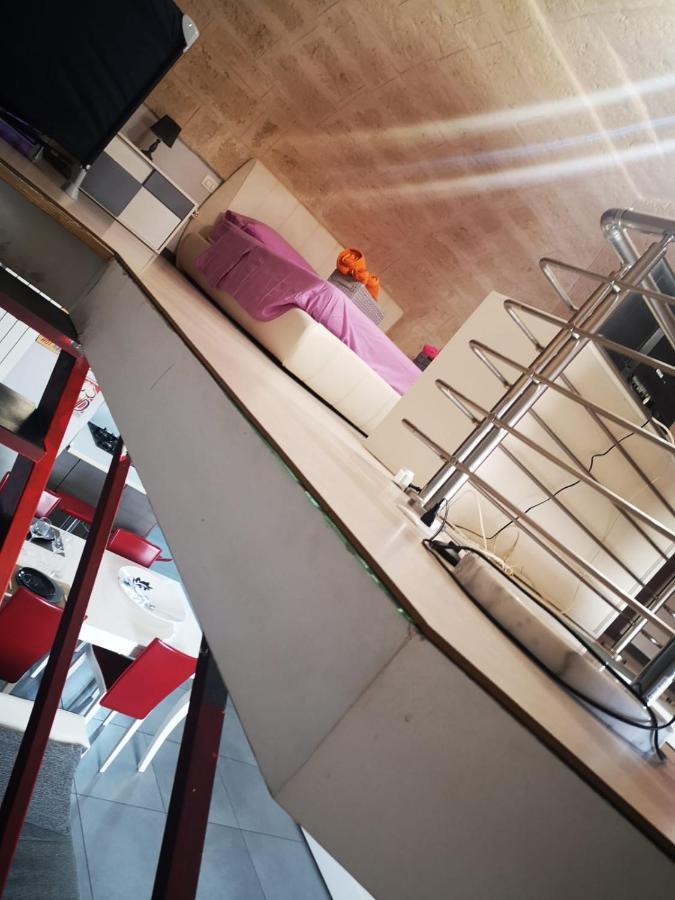Metro Casa Vacanze Бриндизи Екстериор снимка